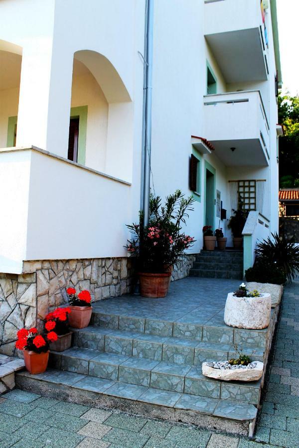Frgacic I Apartament Baška